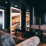 Arensburg Boutique &
