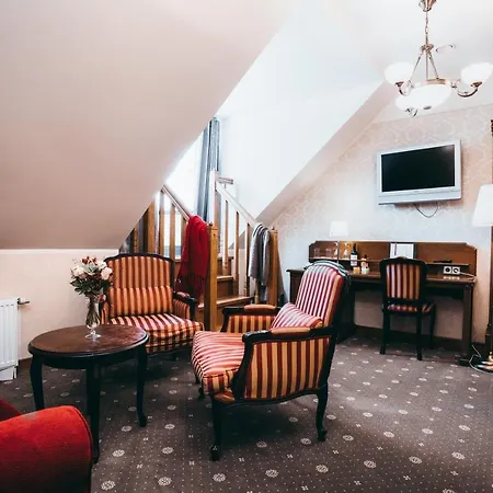 Arensburg Boutique & Hotel 4*