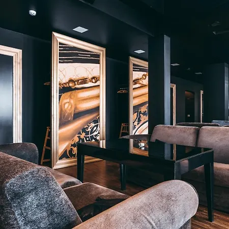 Arensburg Boutique &