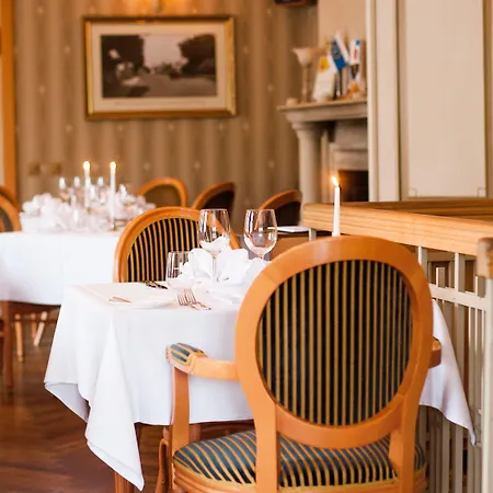 Arensburg Boutique &