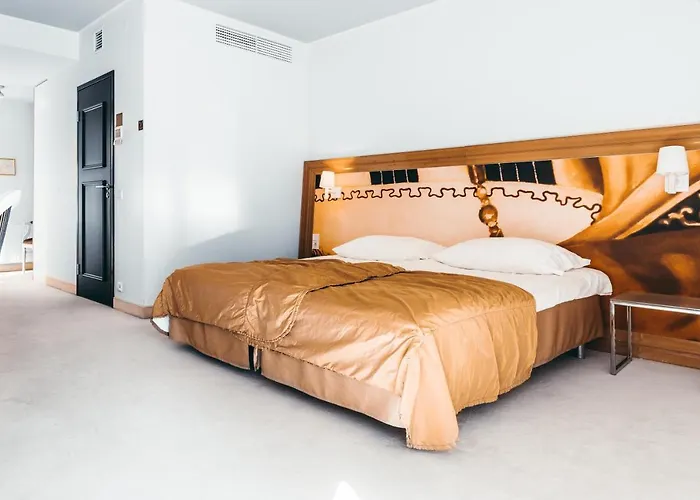 Arensburg Boutique &