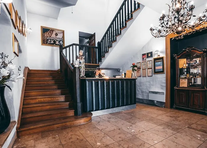 Ξενοδοχείο Arensburg Boutique & 4*