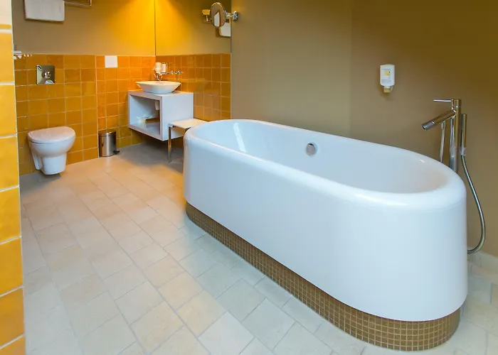 Arensburg Boutique & Ξενοδοχείο 4*