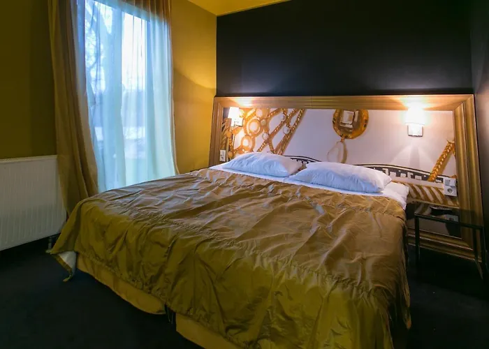 Arensburg Boutique &